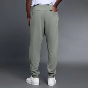 Back view of MZ-MWP002 men's air-layer training pants.