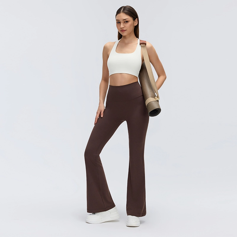 Custom No-Front-Seam Micro-Flare Leggings | MZ-017 4 Lifestyle view of MZ-017 coffee pants during a yoga session.