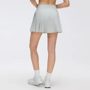 Rear view of MZ-388 highlighting the flattering high-waist fit.
