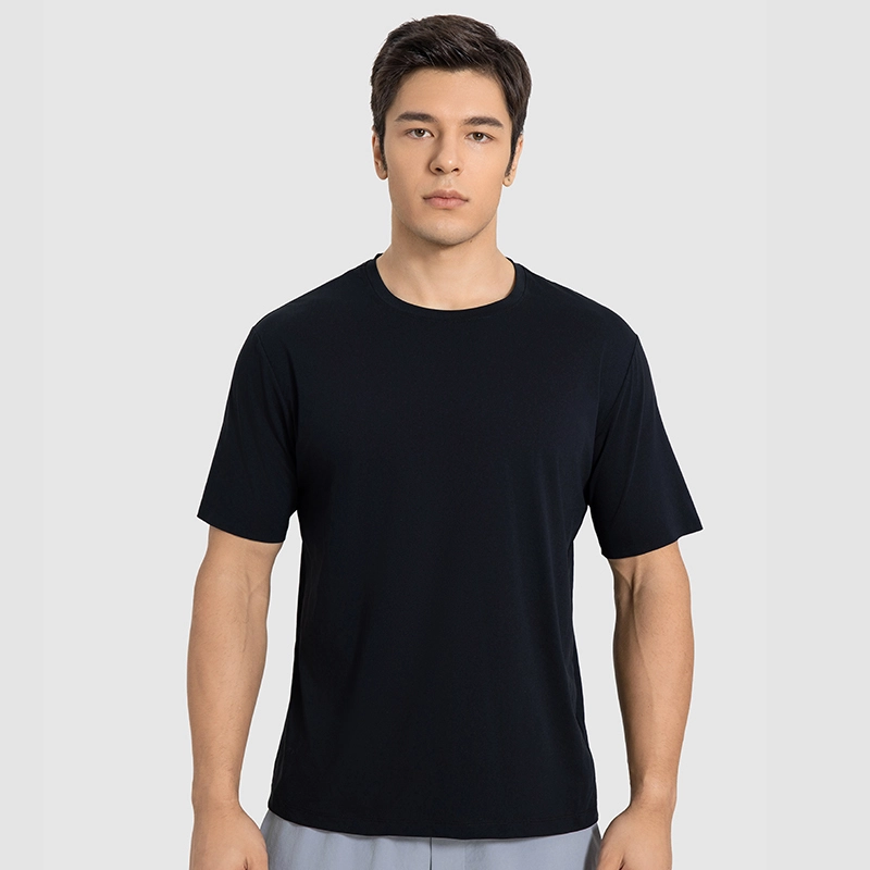 MZ-MT003 | Wholesale Men's Short-Sleeve Training Tee: 120G Quick-Dry Fabric & Cotton-Soft Touch - Black - muzyoga 1 Front view of men's Black lightweight short-sleeve performance T-shirt.